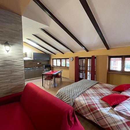 'La Buffa', Elegante Appartamento A Giaveno By Confirenthouse Luaran gambar