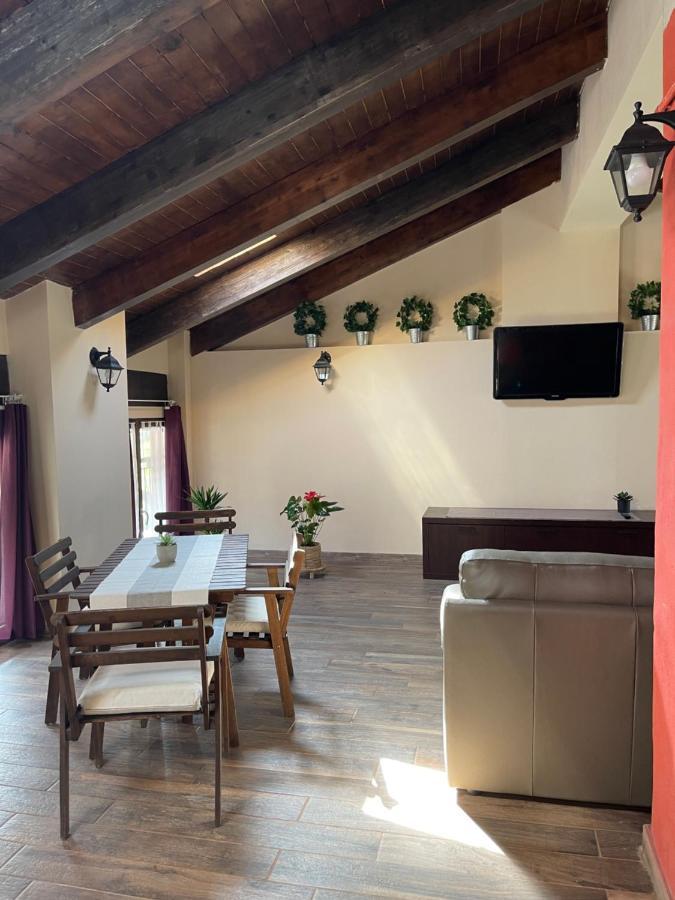 'La Buffa', Elegante Appartamento A Giaveno By Confirenthouse Luaran gambar